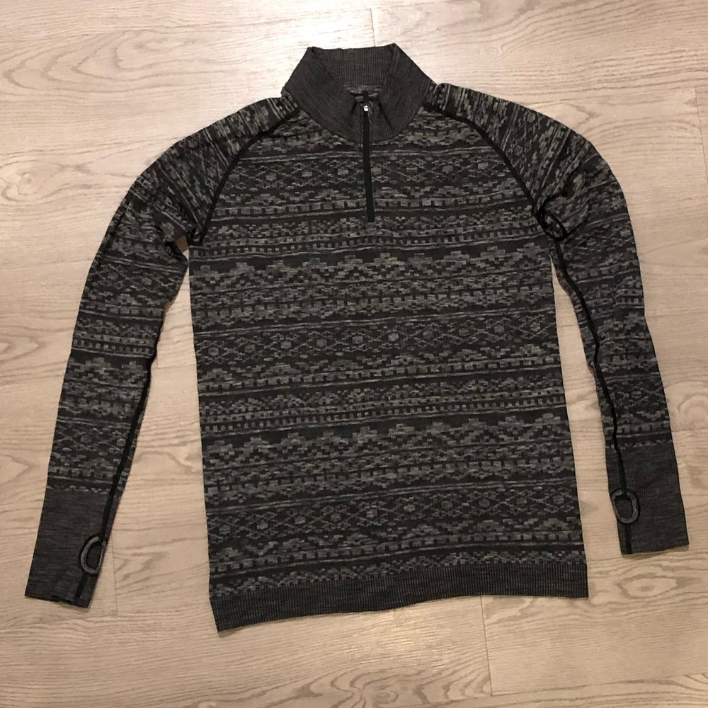 Lululemon Athletica long sleeve half-zip, black and gray, size 12